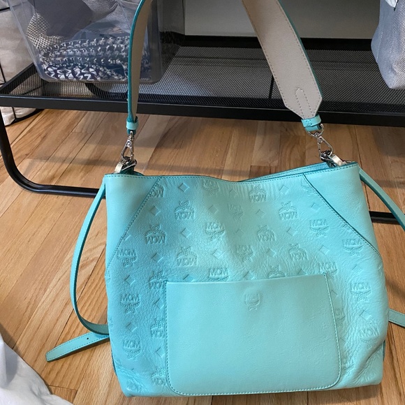 MCM Luxury Handbag - Picture 5 of 7